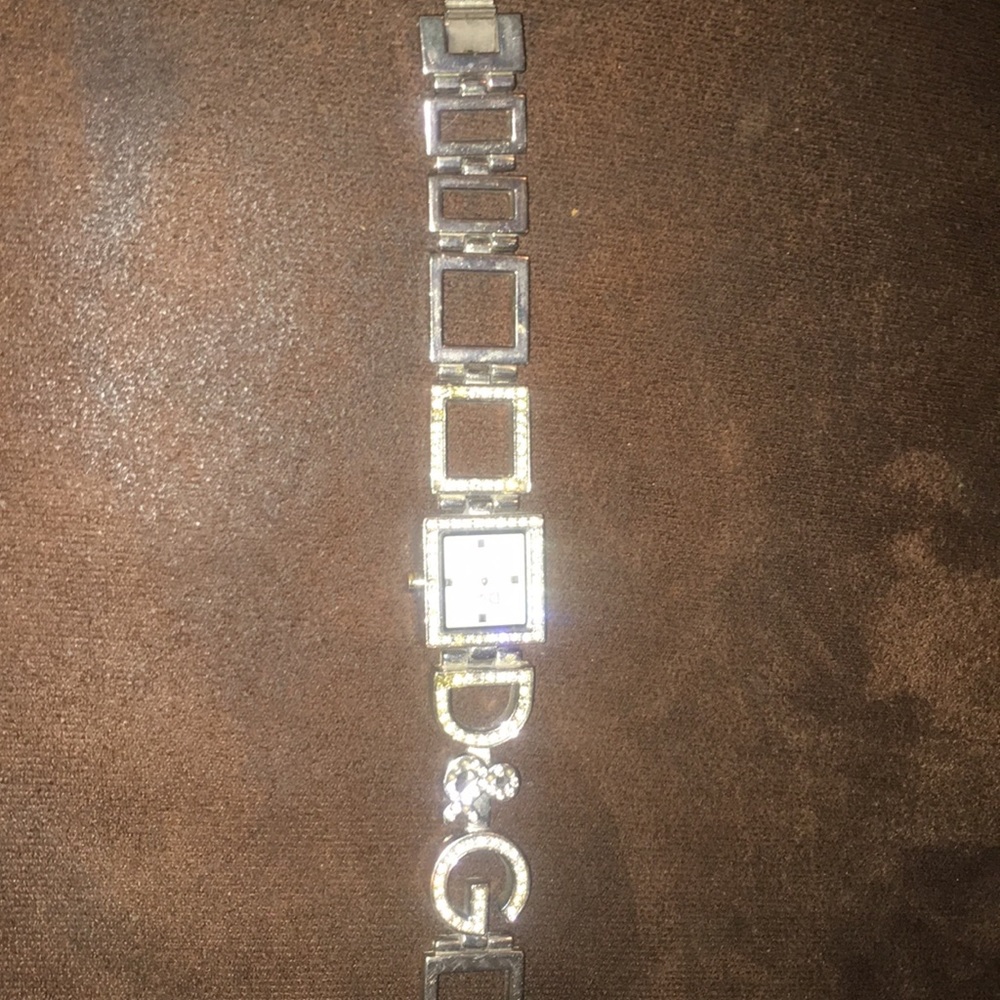 D&g watch